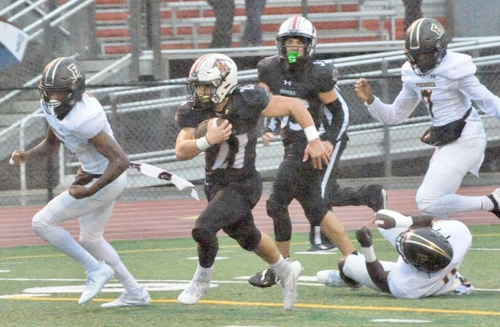 No. 2 Mountain Ridge controls ball, Frederick to roll 27-6