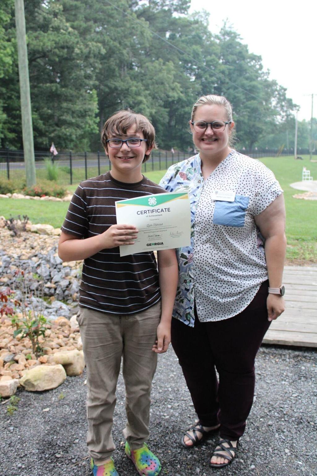Harnois wins 4-H camp scholarship