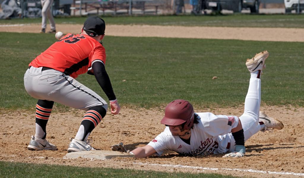 Fishermen walk it off: Alves clutch again as Gloucester tops Beverly to remain undefeated
