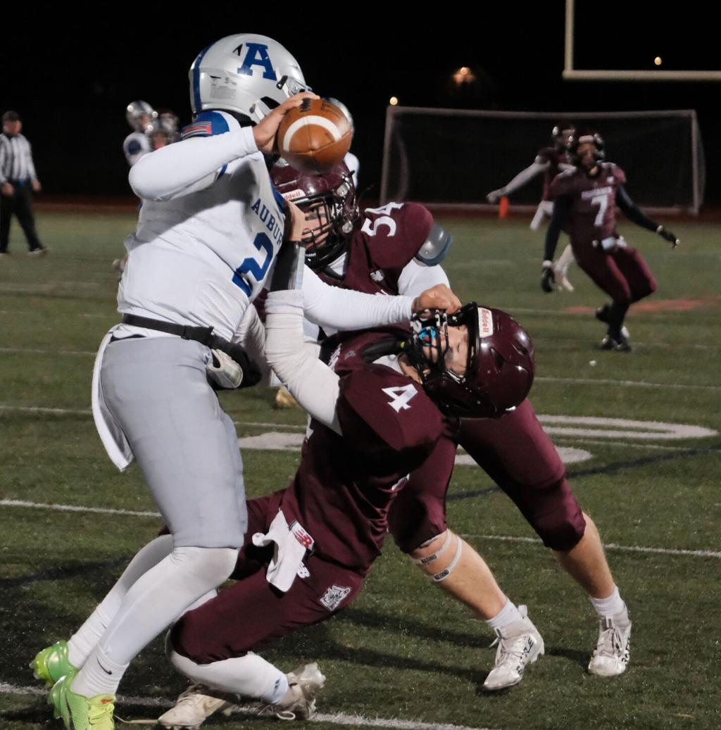 Defense remains key for Gloucester football in tonight’s D5 state quarterfinals at Foxborough
