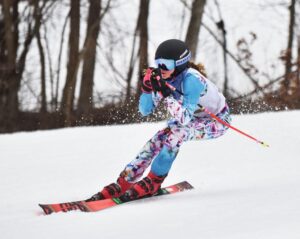 Area Roundup Mohr Powers Hpna Girls Past Andover