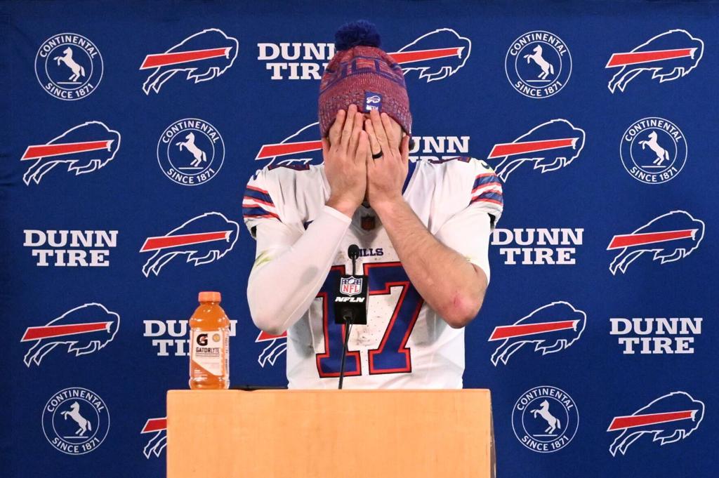 Sabato: Josh Allen’s chance for a signature playoff moment with the Bills slips away