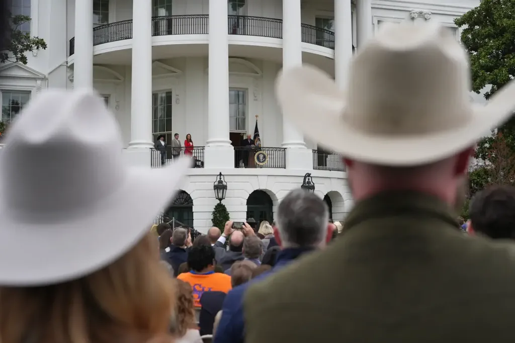 Iran war hurts Minnesota farmers as fertilizer, fuel prices soar ahead of planting season