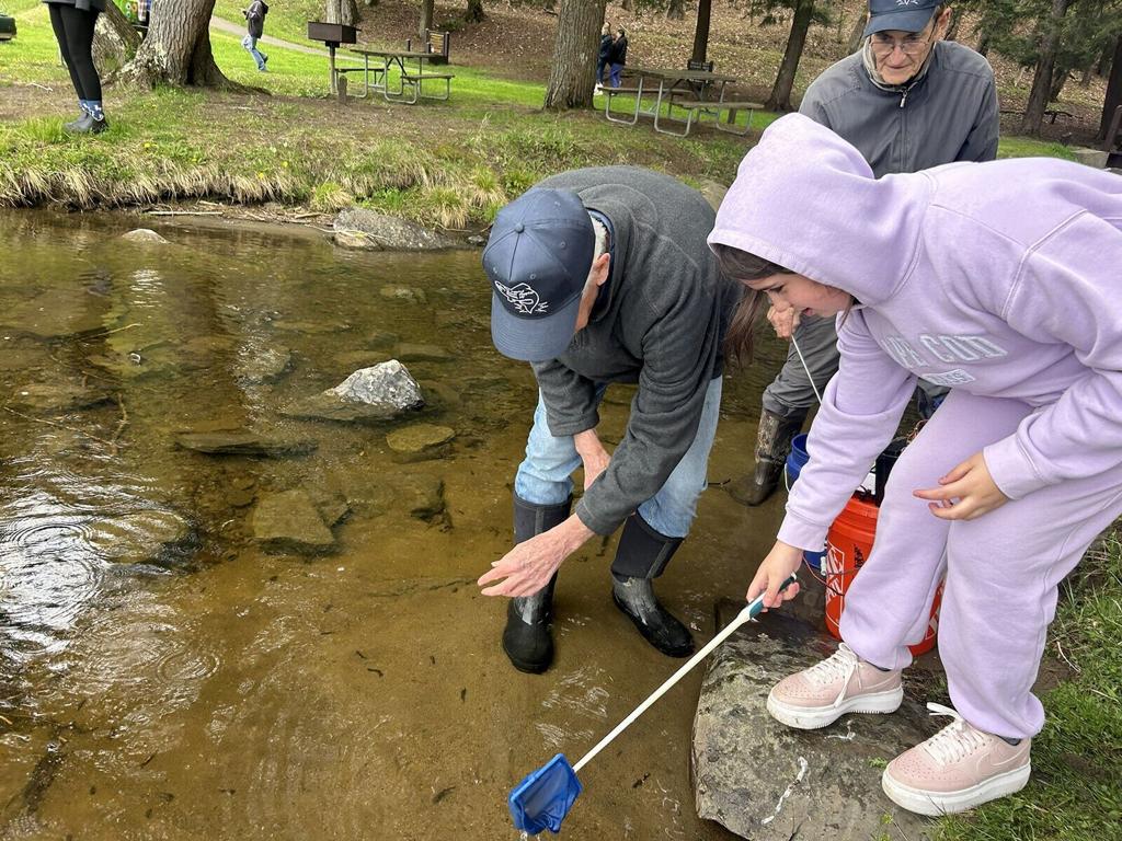On the Bright Side: Oneonta Middle School students release rainbow trout Oneonta seventh-graders released rainbow tro...
