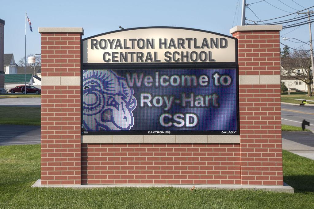 Roy-Hart budget hearing slated Wednesday MIDDLEPORT — The Royalton-Hartland school district’s proposed $36.9 million budget for FY 2026-2027 is going to...Read full story