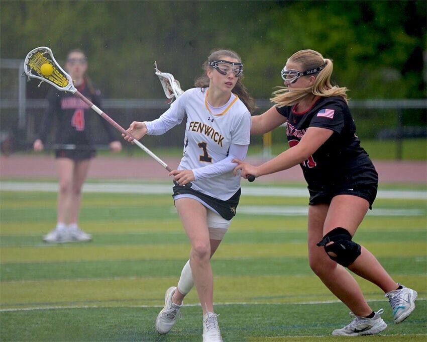 Weekend sports roundup: Pingree’s Odiase sets EIL history; Peabody girls win NEC Frosh/Soph. Meet GIRLS OUTDOOR TRACK Pingree’s Odiase makes history: Pingree senior Ashra Odiase became the best girls shot...Read full story